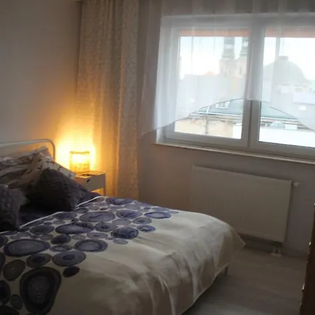 Apartament Strzelecka-lamp Apartment *