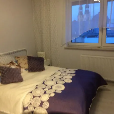 Apartament Strzelecka-lamp Apartment